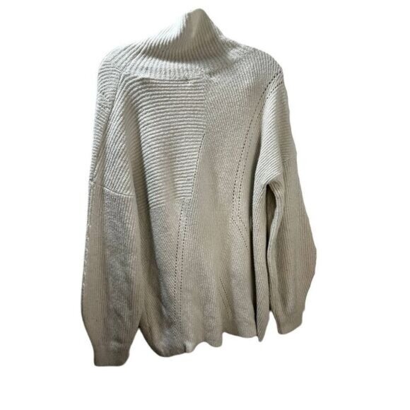 TROUVE Turtle Neck Long Sleeve Sweater Large NWOT - Picture 2 of 5